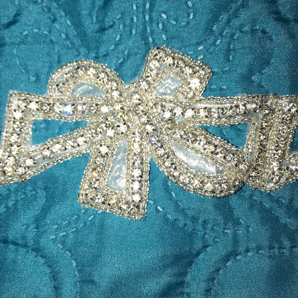 New Rhinestone Bow Appliqué